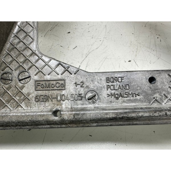 Suporte Inferior Capa Do Painel Freelander 2 2010 6g9nu04505