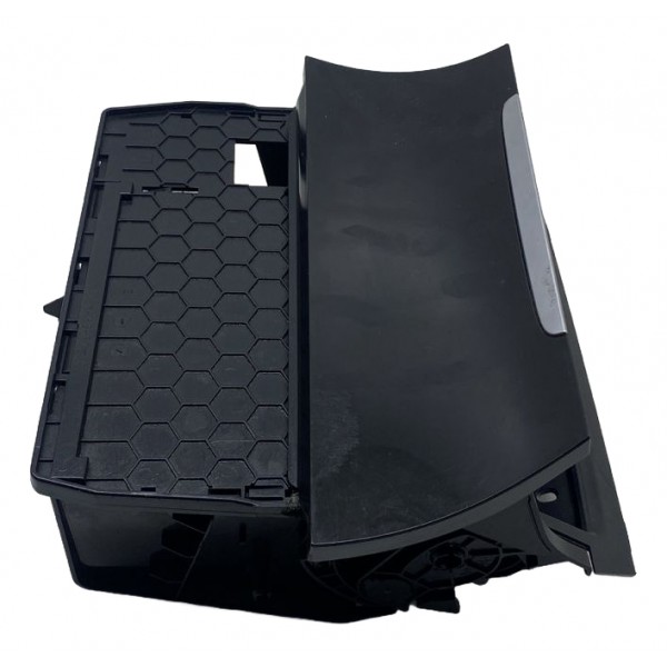 Acabamento Porta Objetos - Golf Highline 1.4 Tsi 140cv. 2014