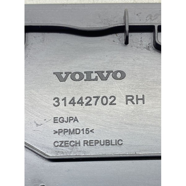 Acabamento Tampa Painel ( Direito ) - Volvo Xc40 T-4 2020