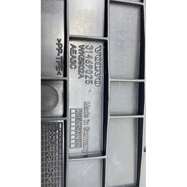 Tapete Apoio Braço - Volvo Xc40 T-4 Inscript 2020