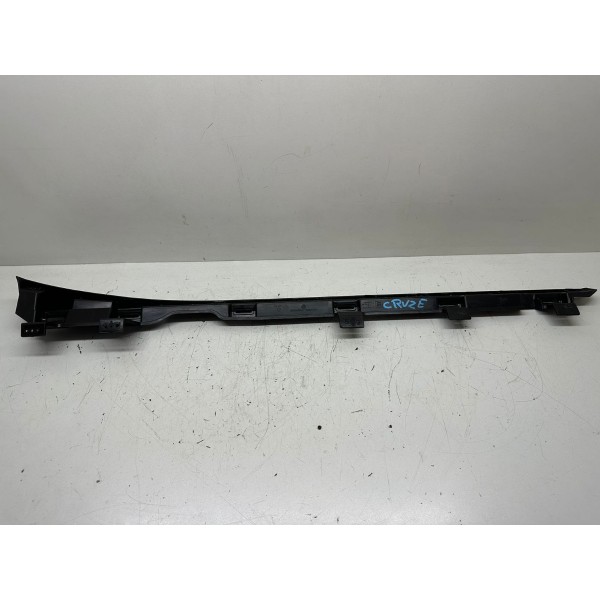 Acabamento Dianteiro Direito Cruze Lt 2017 970001561