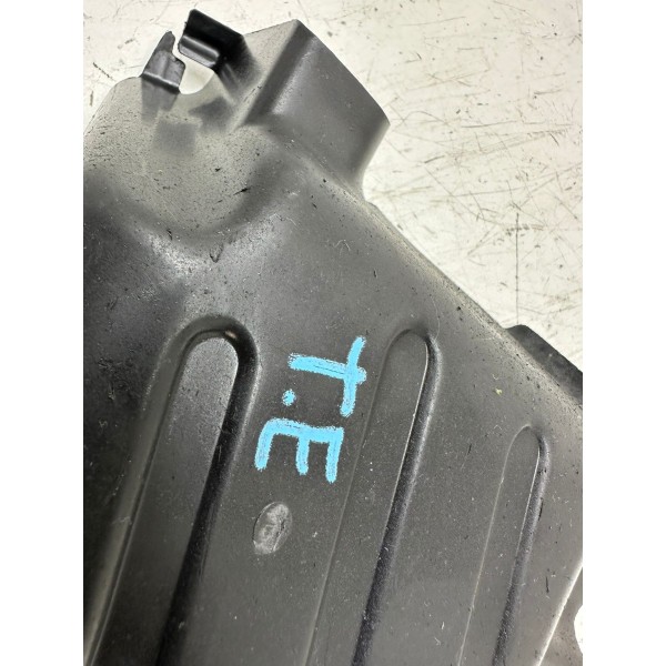 Acabamento Eixo Tras. Esq. Peugeot 208 2014 9806910780 4533