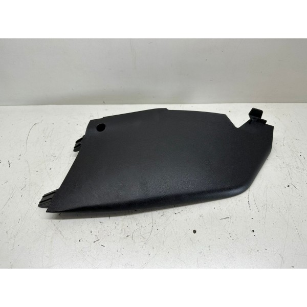 Acabamento Lateral Direito Peugeot 208 2014 9800639577 4479 Preto