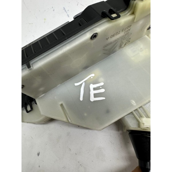 Fechadura Porta Traseira Esquerda Peugeot 208 2017 5300