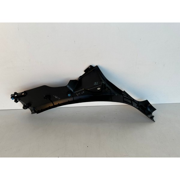 Soleira Porta Traseira Esquerda Peugeot 208 2014