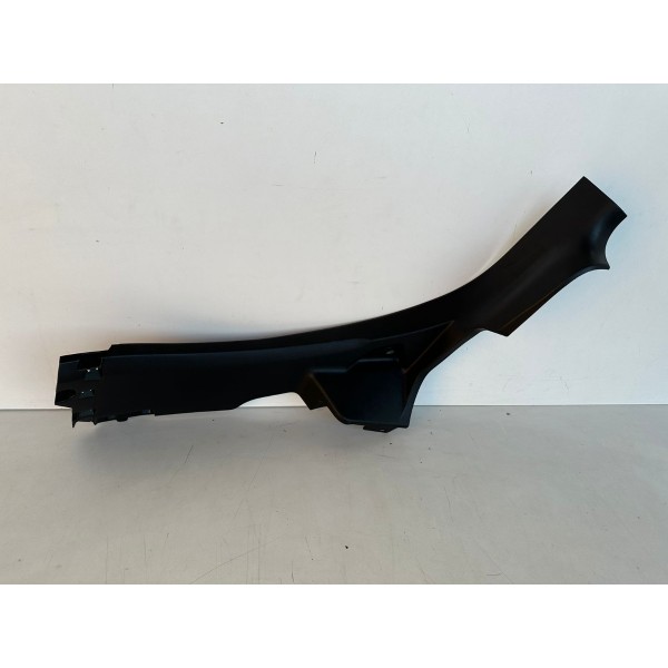 Soleira Porta Traseira Esquerda Peugeot 208 2014