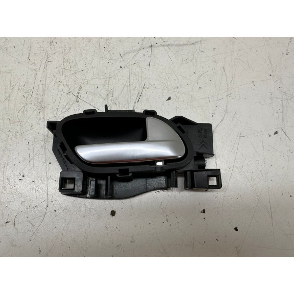 Maçaneta Interna Dianteira Direita Peugeot 208 2014 4435 Dianteira