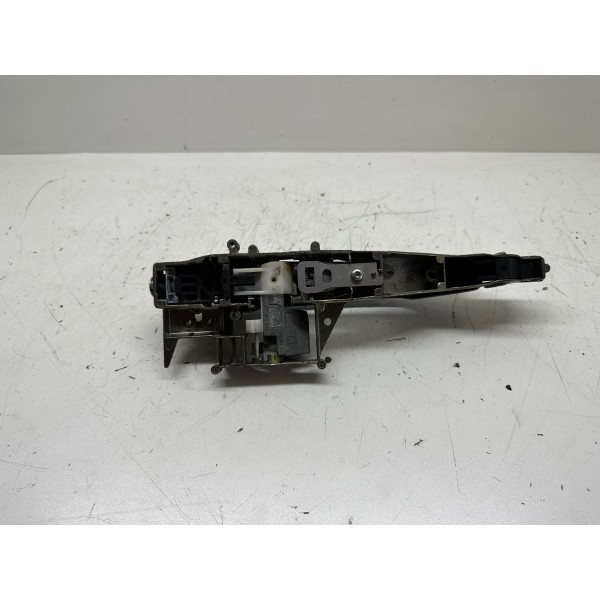 Maçaneta Externa Dianteira Direita Peugeot 208 2014 4434 Dianteira