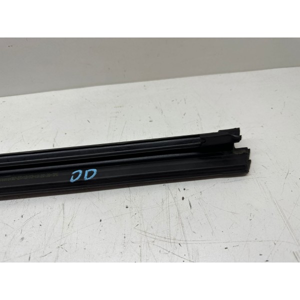 Pestana Interna Diant. Direita Peugeot 208 2014 4429