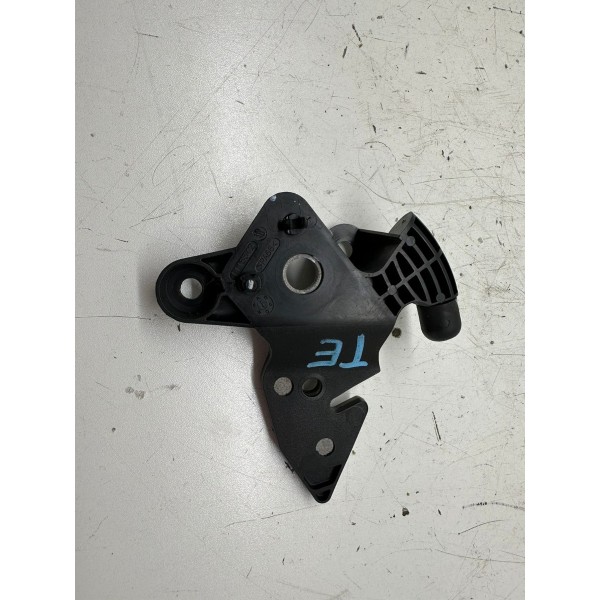 Trava Do Banco Traseiro Esquerdo Peugeot 208 2014 4422