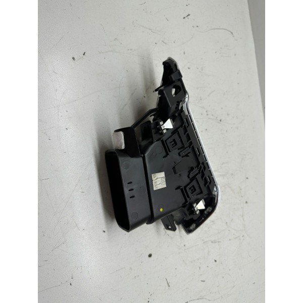 Difusor De Ar Dianteiro Direito Peugeot 208 2014 4417