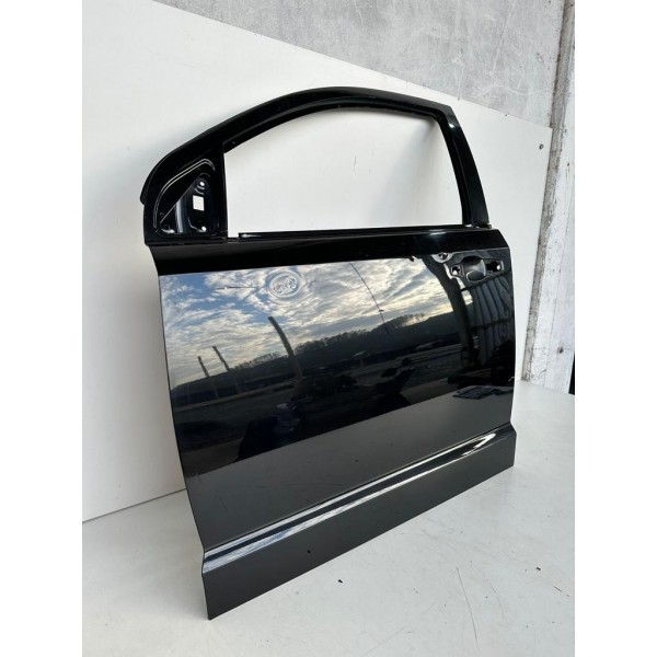 Porta Dianteira Esquerda Dodge Journey 2013 C/ Detalhe Dianteira Esquerdo Preto