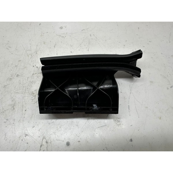Canaleta Guia Vidro Dianteiro Direito Peugeot 208 2017 5289 Preto