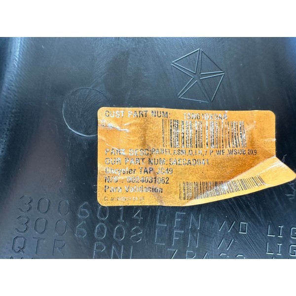 Acabamento Lateral Porta Malas Esquerdo Dodge Journey 2013