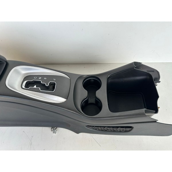 Console Central C/ Apoio De Braço Dodge Journey 2013
