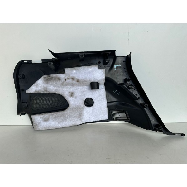 Acabamento Lateral Porta Malas Direito Dodge Journey 2013