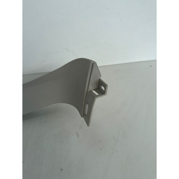 Acabamento Tampa Traseira Superior Dodge Journey 2013