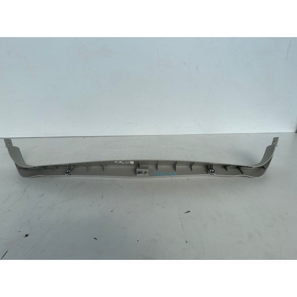 Acabamento Tampa Traseira Superior Dodge Journey 2013