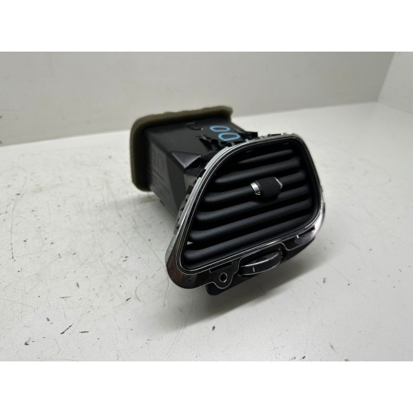 Difusor De Ar Dianteiro Direito Dodge Journey 2013 4324