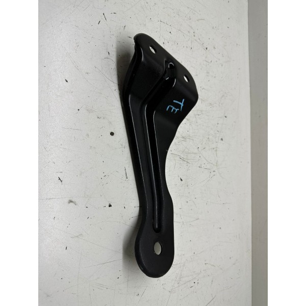 Suporte Suspenção Traseira Esquerda Dodge Journey 2013 4288