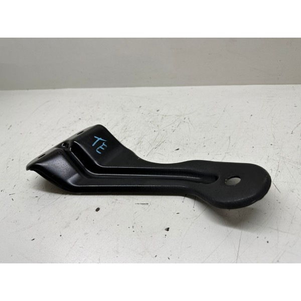 Suporte Suspenção Traseira Esquerda Dodge Journey 2013 4288