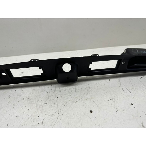 Acabamento Luz De Placa Traseira Dodge Journey 2013 4250