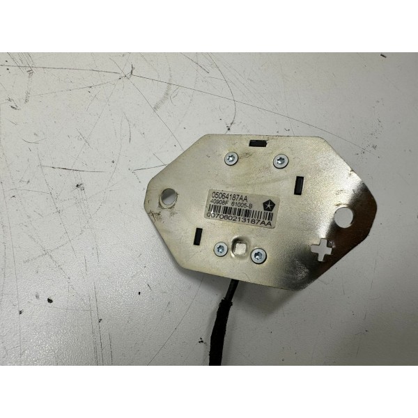 Antena Gps Dodge Journey 2013 05064187aa 4235