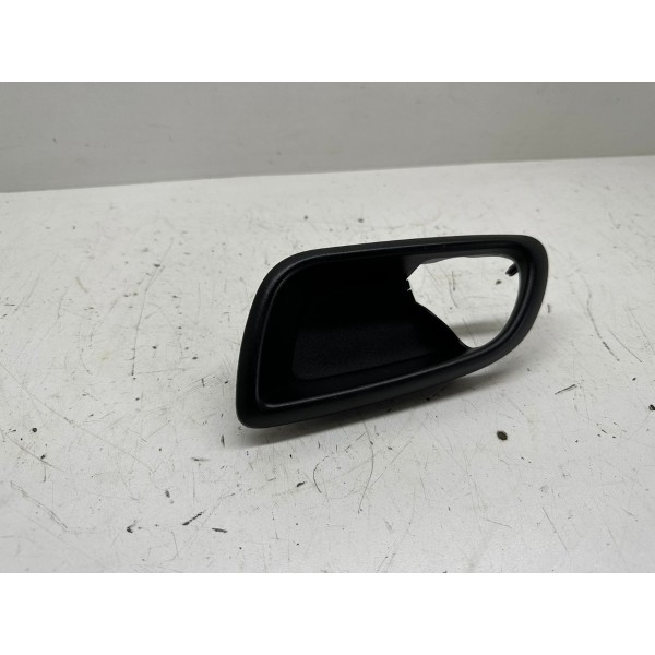 Moldura Maçaneta Int. Tras. Esquerda Dodge Journey 2013 4228 Traseira