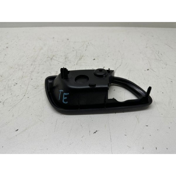 Moldura Maçaneta Int. Tras. Esquerda Dodge Journey 2013 4228 Traseira