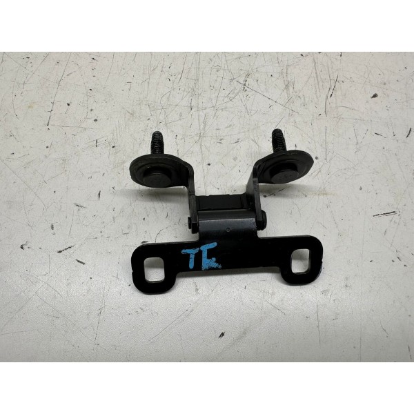 Dobradiça Esquerda Tampa Traseira Dodge Journey 2013 4221