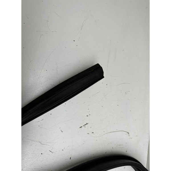 Borracha Do Vidro Dianteiro Direito Dodge Journey 2013 4207