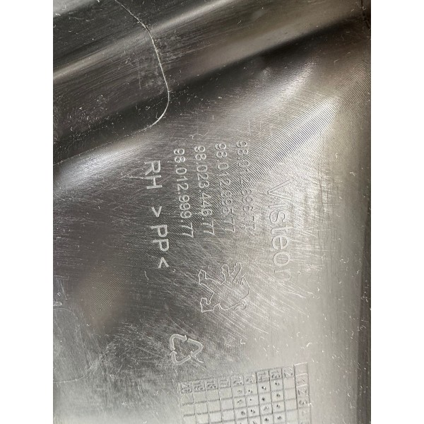 Forro Porta Dianteira Direita Peugeot 208 2017 9801345277