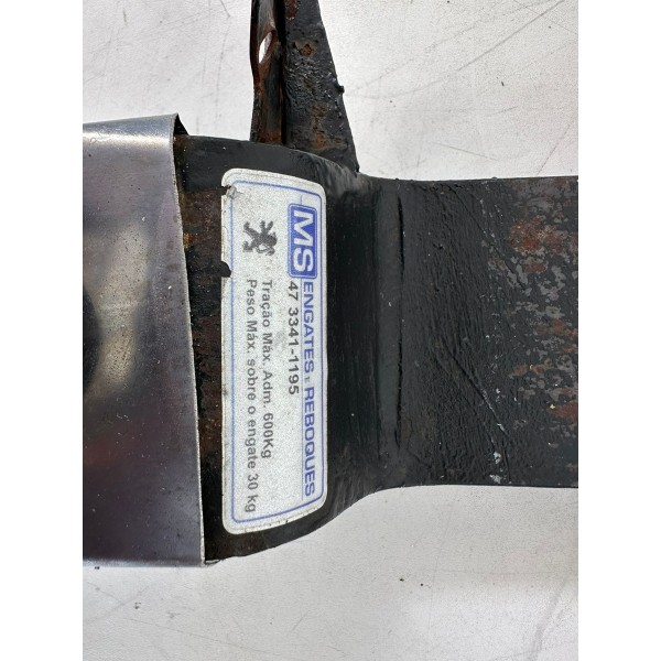 Engate Reboque Peugeot 208 2017