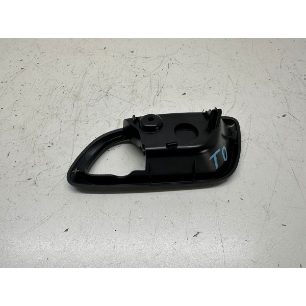 Moldura Maçaneta Interna Tras. Dir. Dodge Journey 2013 3969 Traseira