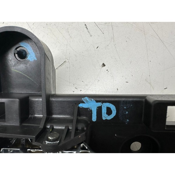 Maçaneta Interna Tras. Direita Dodge Journey 2013 3968 Traseira