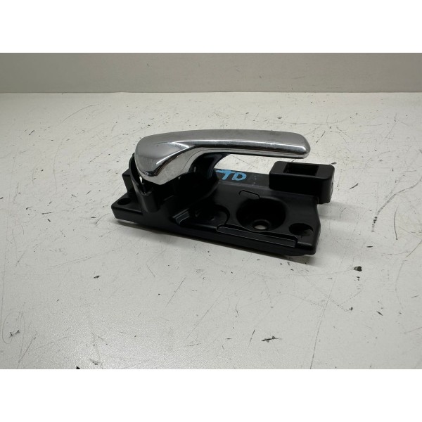 Maçaneta Interna Tras. Direita Dodge Journey 2013 3968 Traseira