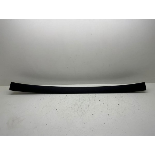 Acabamento Traseiro Audi Q7 2012 4l0867606b