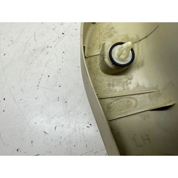 Moldura Direita Tampa Tras. Freelander 2 2010 6h52423a75ad