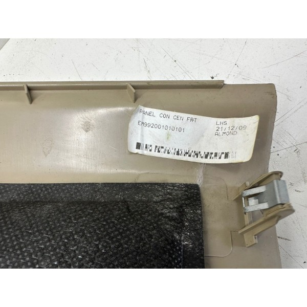 Acabamento Esquerdo Freelander 2 2010