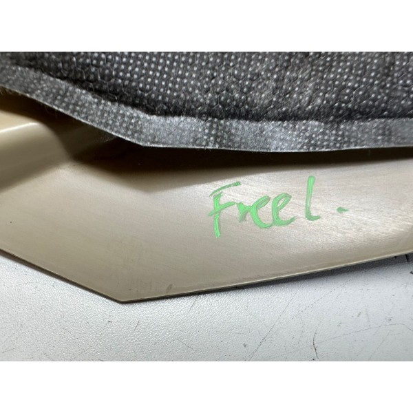 Acabamento Esquerdo Freelander 2 2010