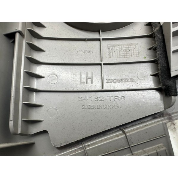 Acabamento Coluna Central Esquerdo Cinto Civic 2014 84162tr8