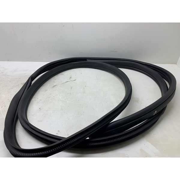 Borracha Dianteira Direita Nissan Kicks Exclusive 2022