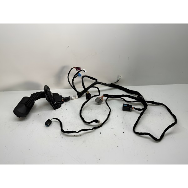 Chicote Da Porta Dianteira Esquerda Dodge Journey 2013 3981