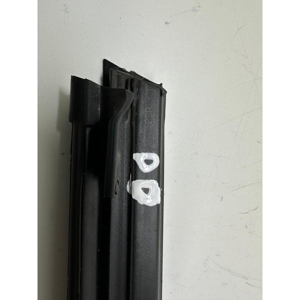 Pestana Interna Dian/direita Peugeot 208 2017 15018yb2 5268 Preto