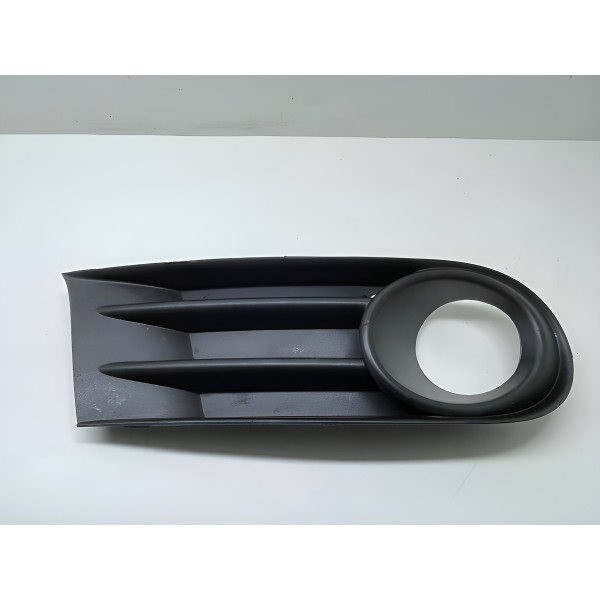 Moldura Farol De Milha Dian/dir Volkswagen Nivus 2022 Preto  Preto Direito