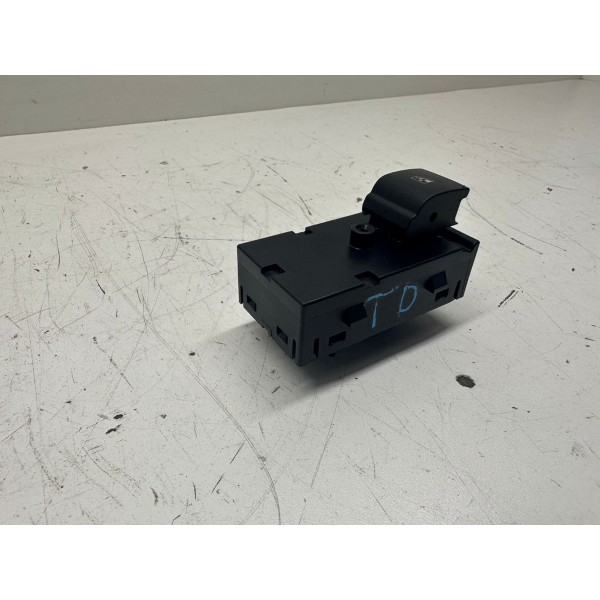 Botão Comando Vidro Tras Direito Cruze Lt 2017 3742 13408452