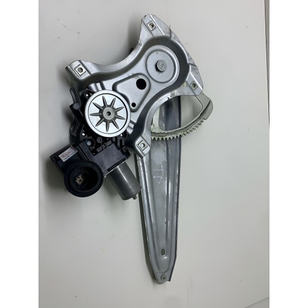 Máquina Vidro Tras/direita Toyota Hilux Srx 2022