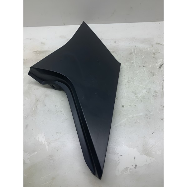 Acabamento Coluna Tras/esquerda Nissan Kicks Exclusive 2022