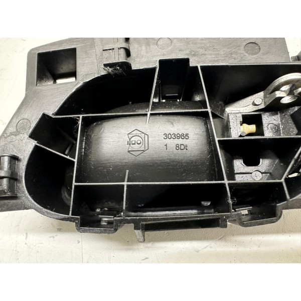 Maçaneta Interna Dian/direita Peugeot 208 2017 303965 5262 Dianteira