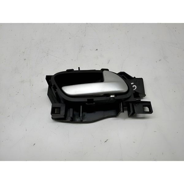 Maçaneta Interna Tras/direita Peugeot 208 2017 303965 5224  Traseira